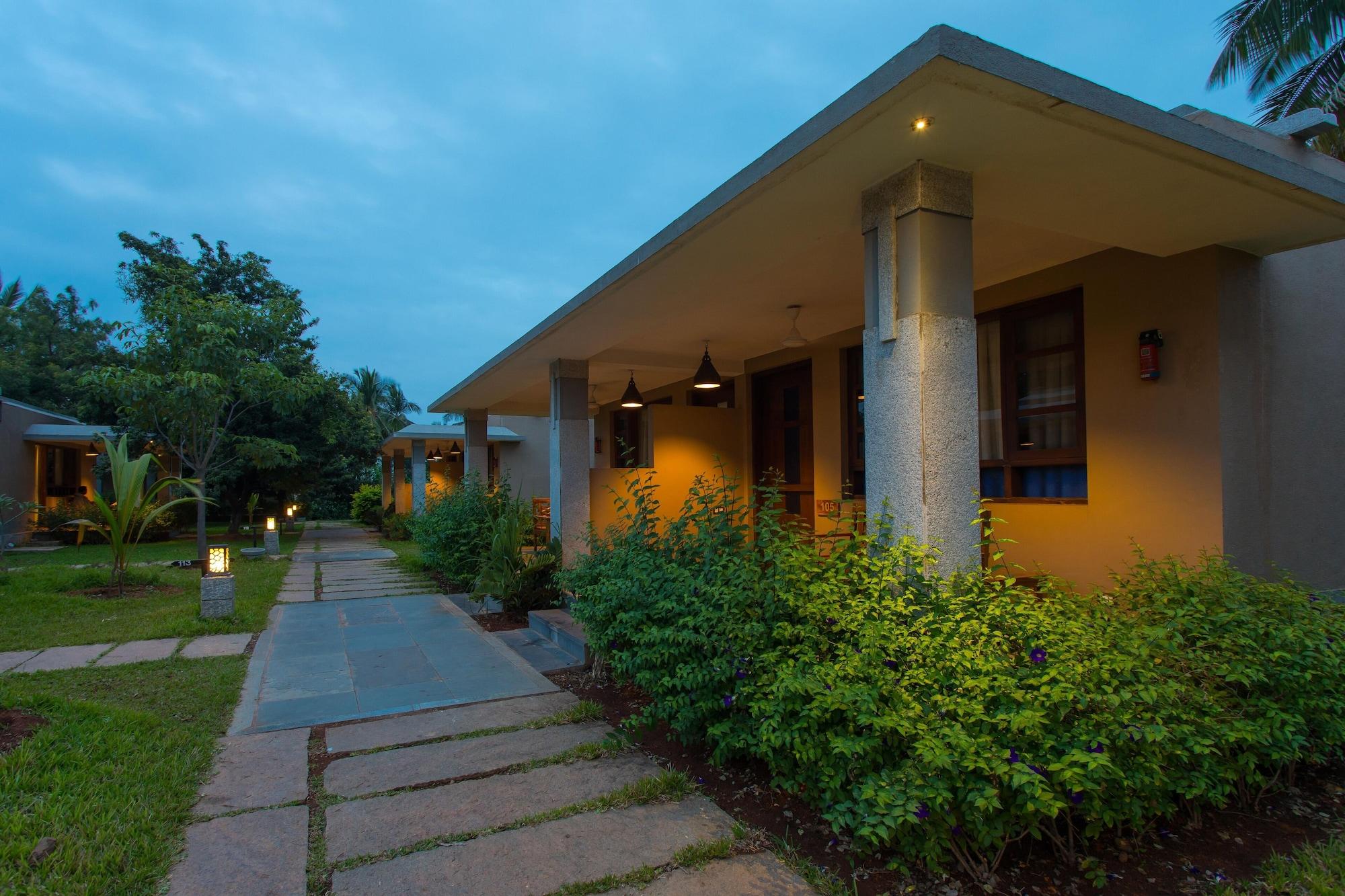 Heritage Resort Hampi Esterno foto