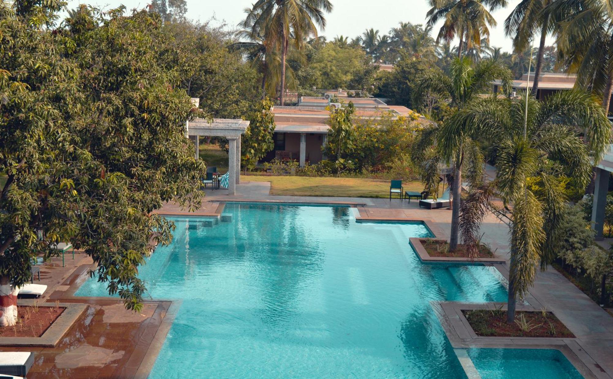 Heritage Resort Hampi Esterno foto