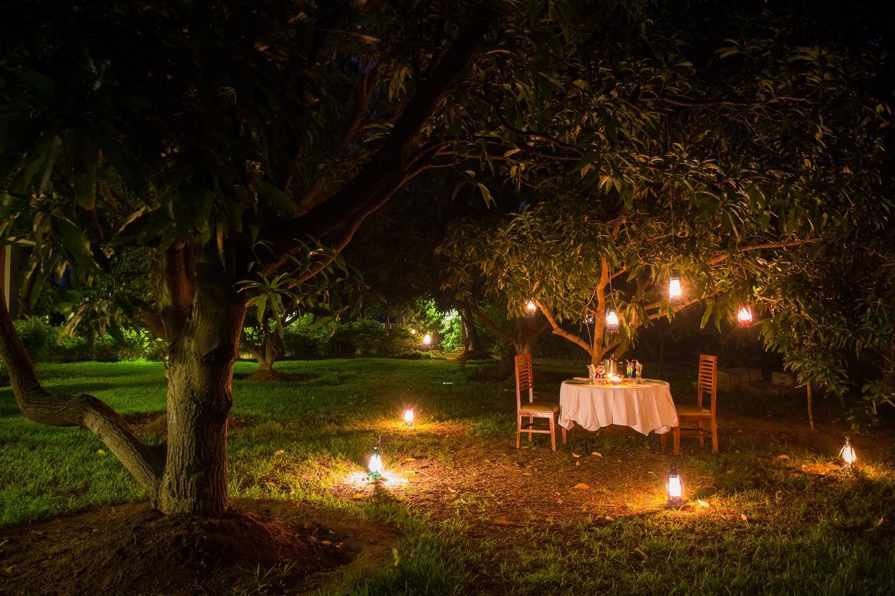 Heritage Resort Hampi Esterno foto