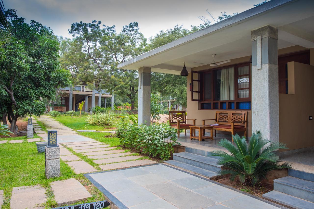 Heritage Resort Hampi Esterno foto